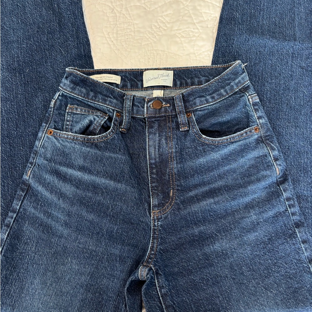 Universal Thread high waisted 90s straight jeans